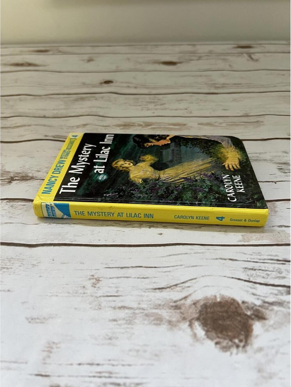 Nancy Drew Mystery Stories Book - The Mystery at Lilac Inn